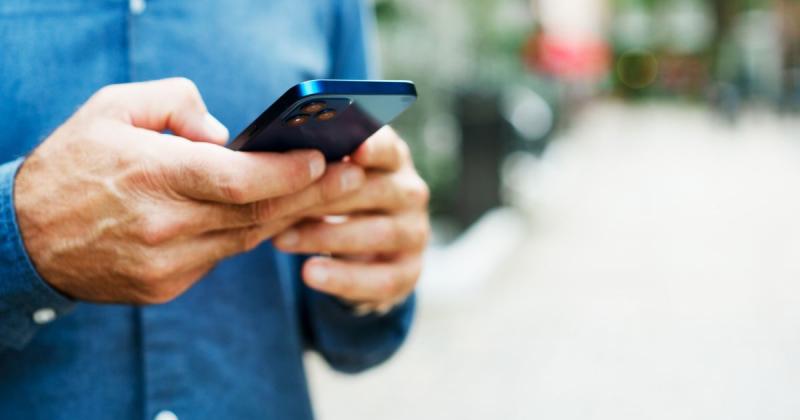 Ingyenes havi díjú számla, elérhető 800 ezer magyar kis- és középvállalkozás számára.