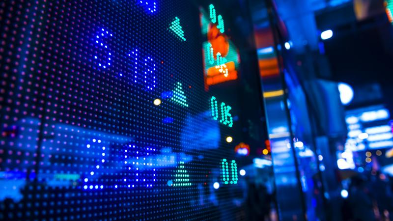 A tőzsdék világában kedvező jelek bontakoznak ki, és a japán részvénypiac most egy történelmi csúcsot ért el.