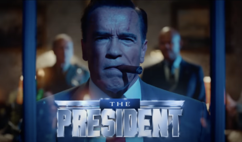 Arnold Schwarzenegger, a híres színész és testépítő, egy szivarral a kezében vívja meg a harcát Adolf Hitlert egy furcsa és egyedi jelenetben, amely a Kung Fury 2. film kiszivárgott részeiben bontakozik ki. A szürreális összecsapás tele van váratlan fordu