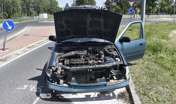Huszonnégy éve véglegesen eltiltották a vezetéstől egy győri autóst, aki ennek ellenére ittas állapotban több balesetet is okozott.