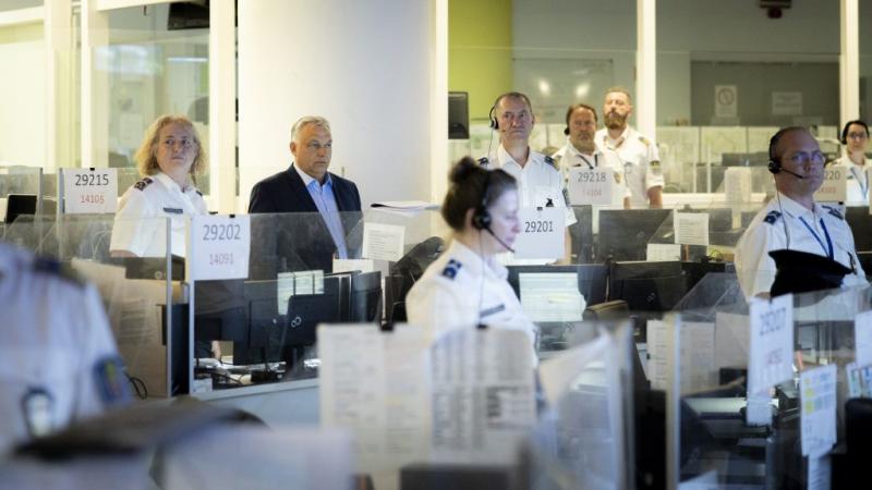 Orbán Viktor bejelentette, hogy fokozott ellenőrzéseket vezetnek be az iráni-izraeli kapcsolatokkal összefüggésben.