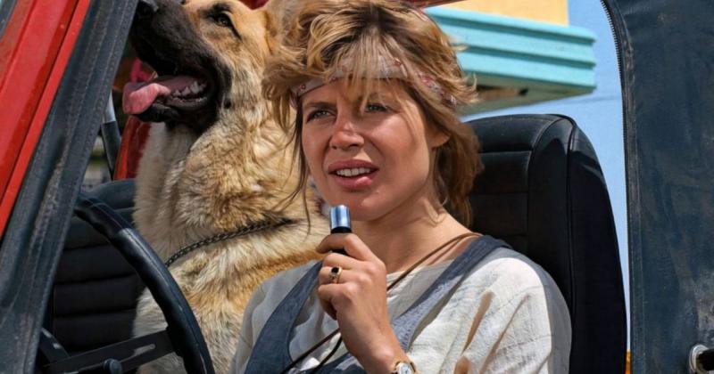 Sarah Connor, a Terminátor ikonikus karaktere, ma már egészen más arcát mutatja. Linda Hamilton, aki életre keltette ezt a harcos nőt, az évek során nemcsak a filmvásznon, hanem a való életben is jelentős átalakuláson ment keresztül. A sikerfilm óta eltel