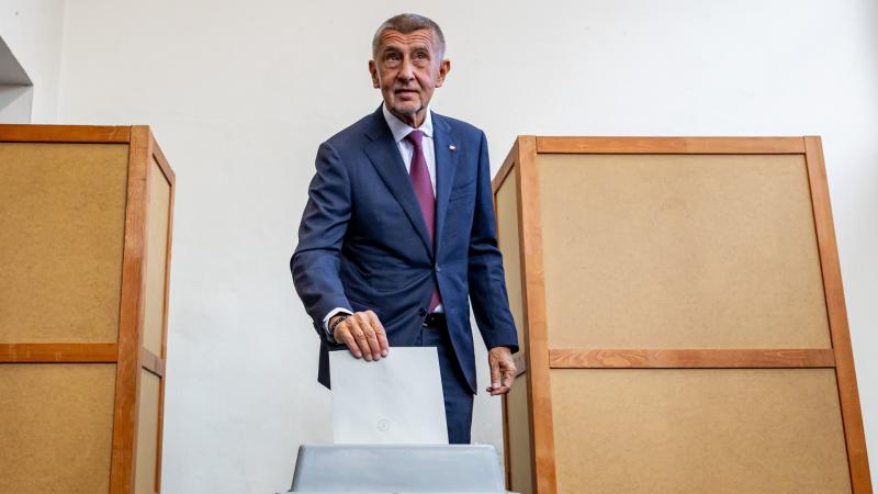 Csehországban izgalmas változások előtt állunk, hiszen Andrej Babiš pártja jelentős előnyben van a politikai porondon. A helyzet alakulása komoly hatással lehet az ország jövőjére.