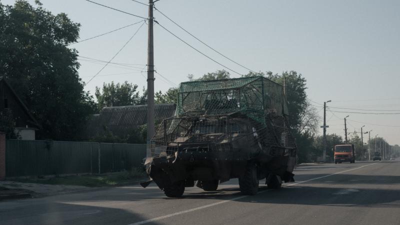 Ukrán drón támadta meg Moszkvát, Zelenszkij szerint Putyin a Nyugat kárára gúnyolódik – Háborús híreink hétfőn.