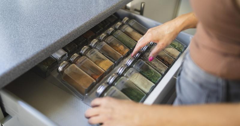 Ne használd ezeket a fűszereket, mert visszahívták őket: a tartalmuk nem mindig egyezik meg azzal, amit a nevük sugall.